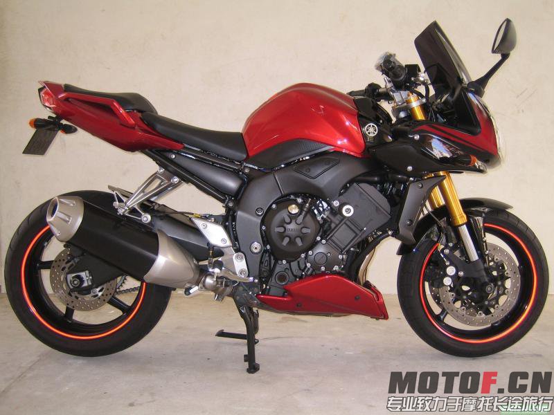 1242208913-Yamaha-FZ-1.jpg