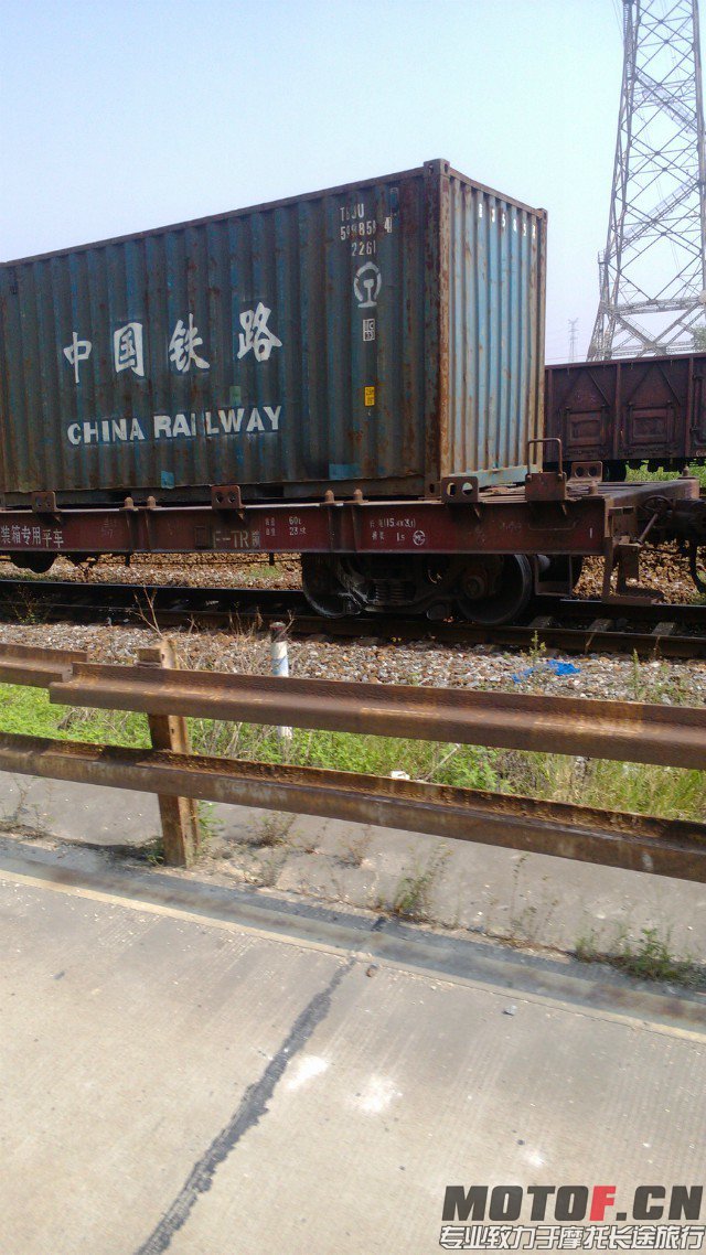 QQ图片20131204053454.jpg