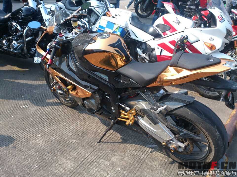QQ图片20131208200319.jpg