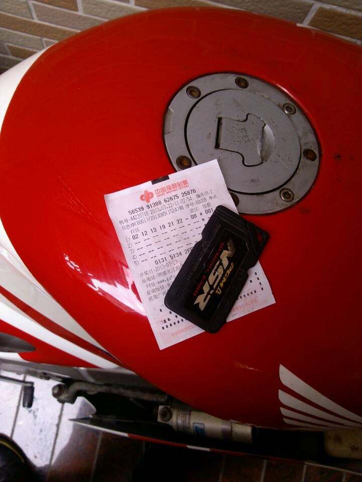 QQ图片20131123150401.jpg