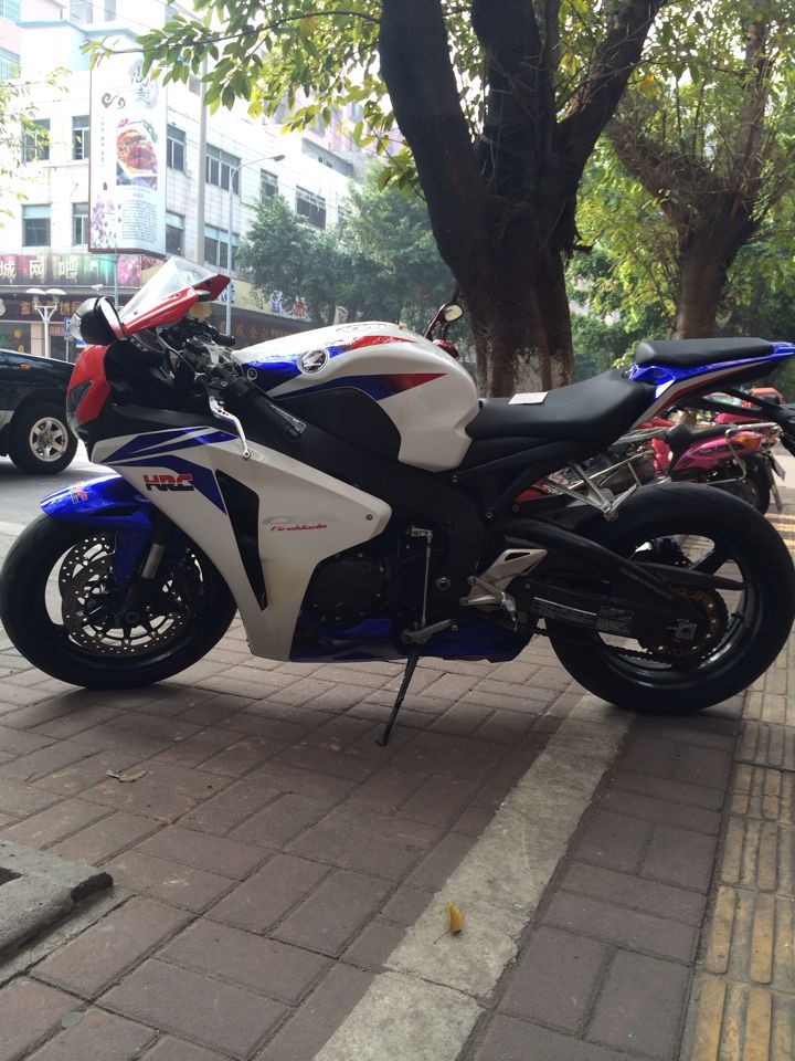 QQ图片20131210140204.jpg