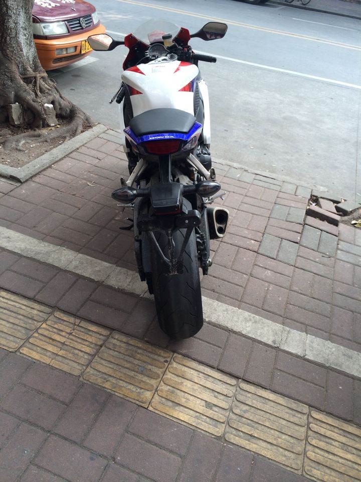 QQ图片20131210140220.jpg