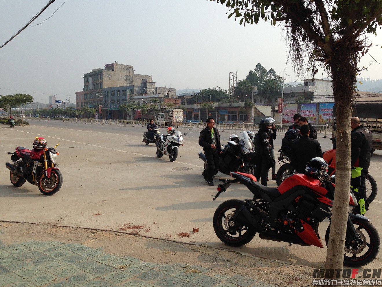 QQ图片20131210162505.jpg