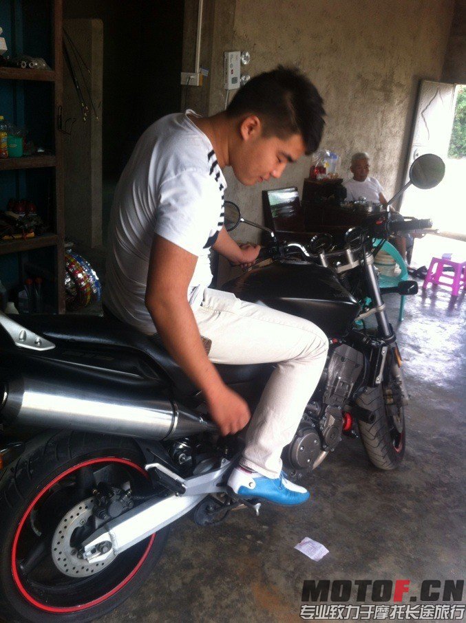215256bddhpnbb000dpvmc.jpg