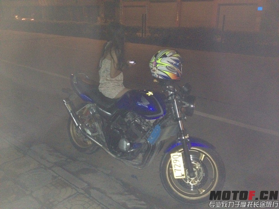 QQ图片20131215165356.jpg