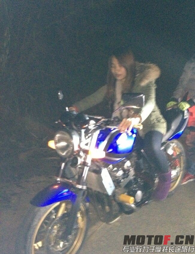 QQ图片20131215171808.jpg