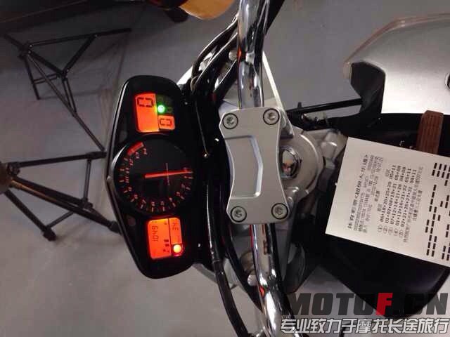 QQ图片20131216124338.jpg