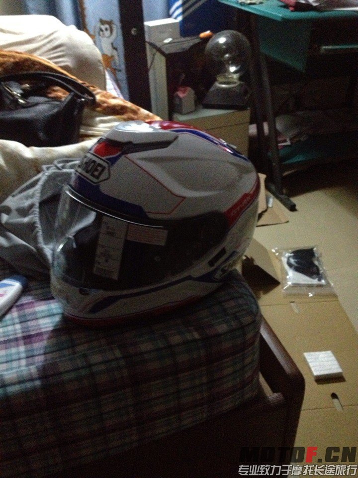 QQ图片20131216213111.jpg