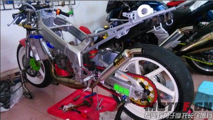 QQ图片20131222213924.jpg