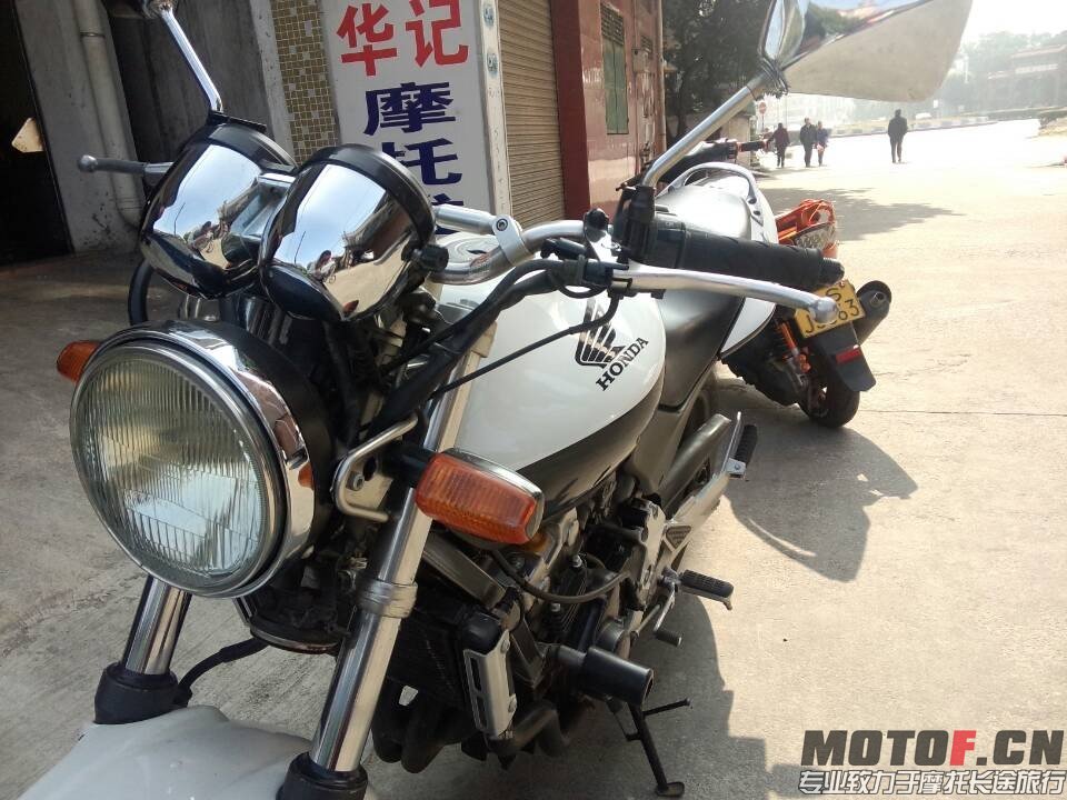 QQ图片20131222223245.jpg