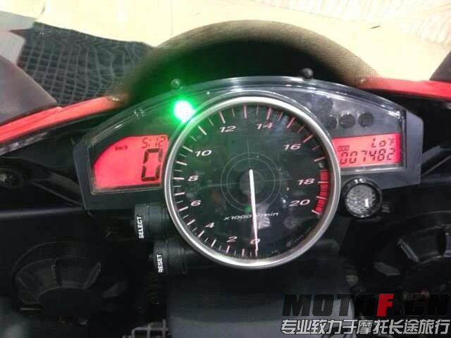 QQ图片20131223142716.jpg