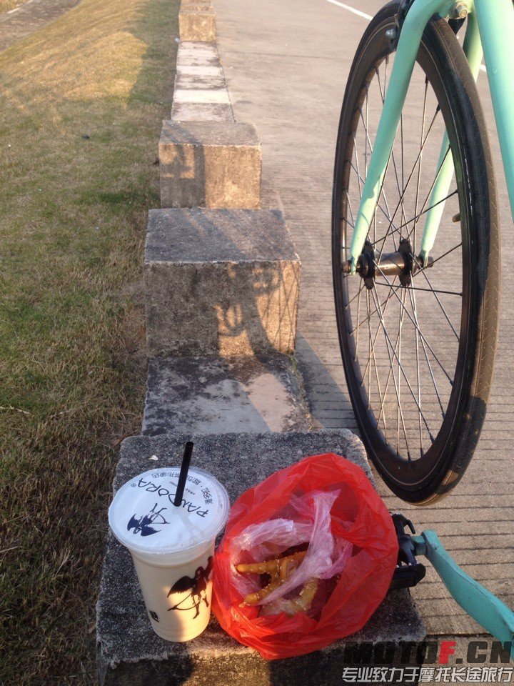 QQ图片20131224225834.jpg