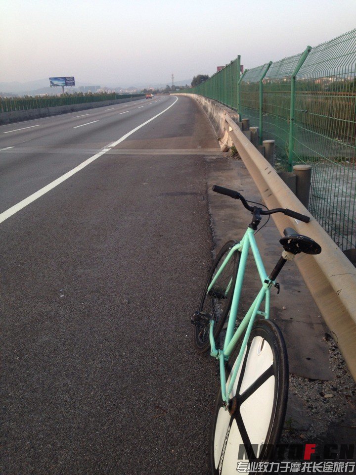 QQ图片20131224225841.jpg