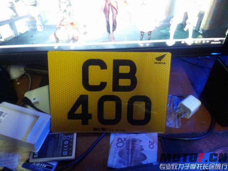 CB400