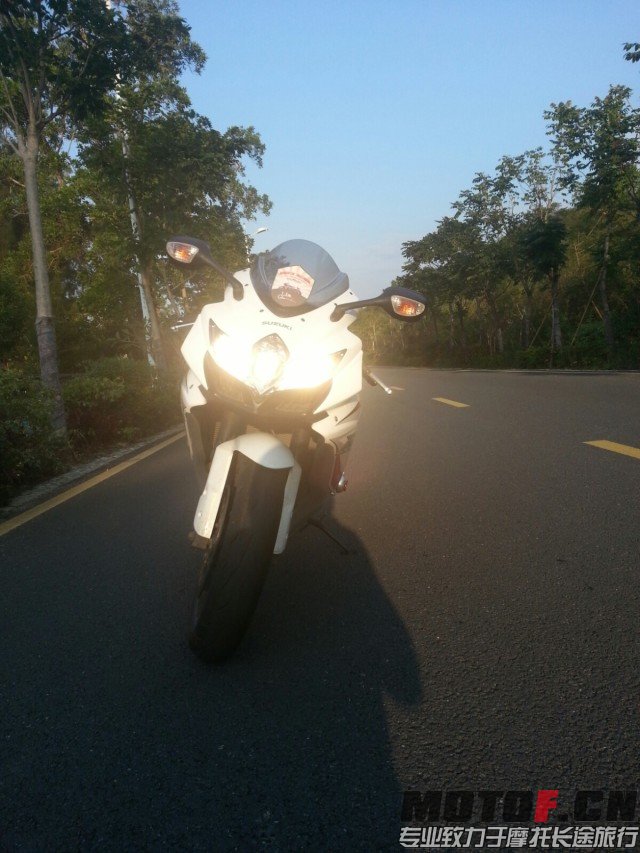 30小白.jpg
