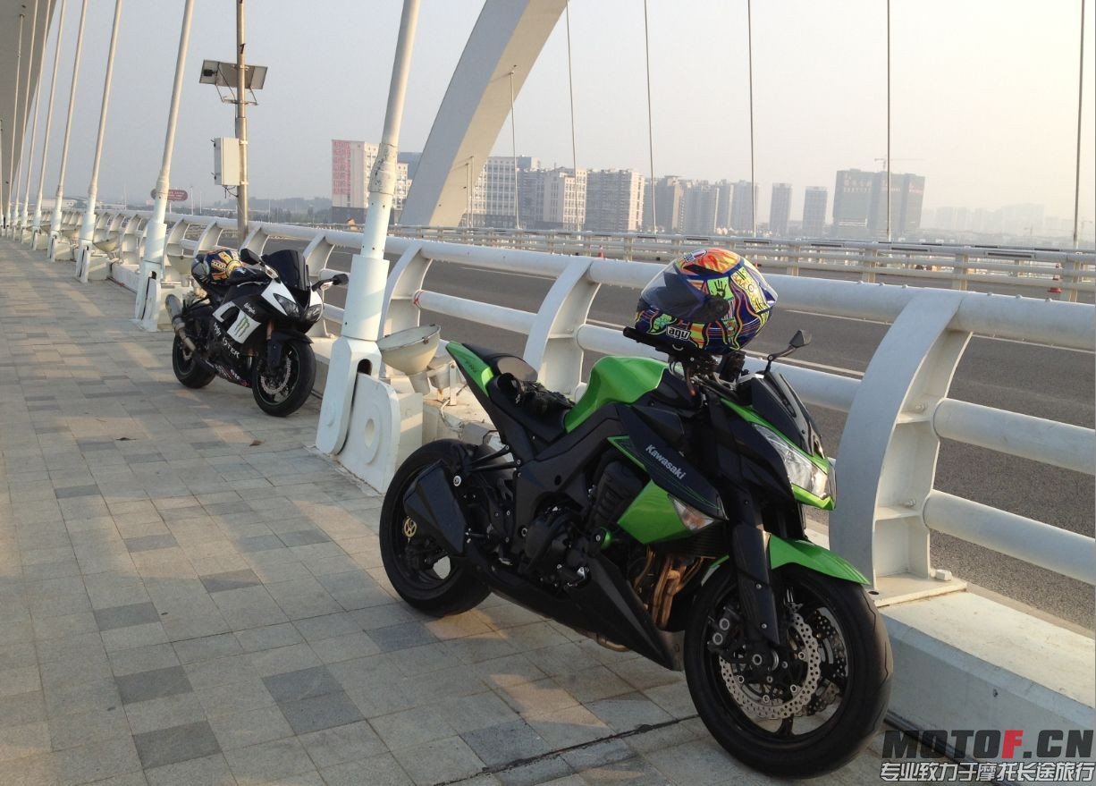 QQ图片20131227043526.jpg