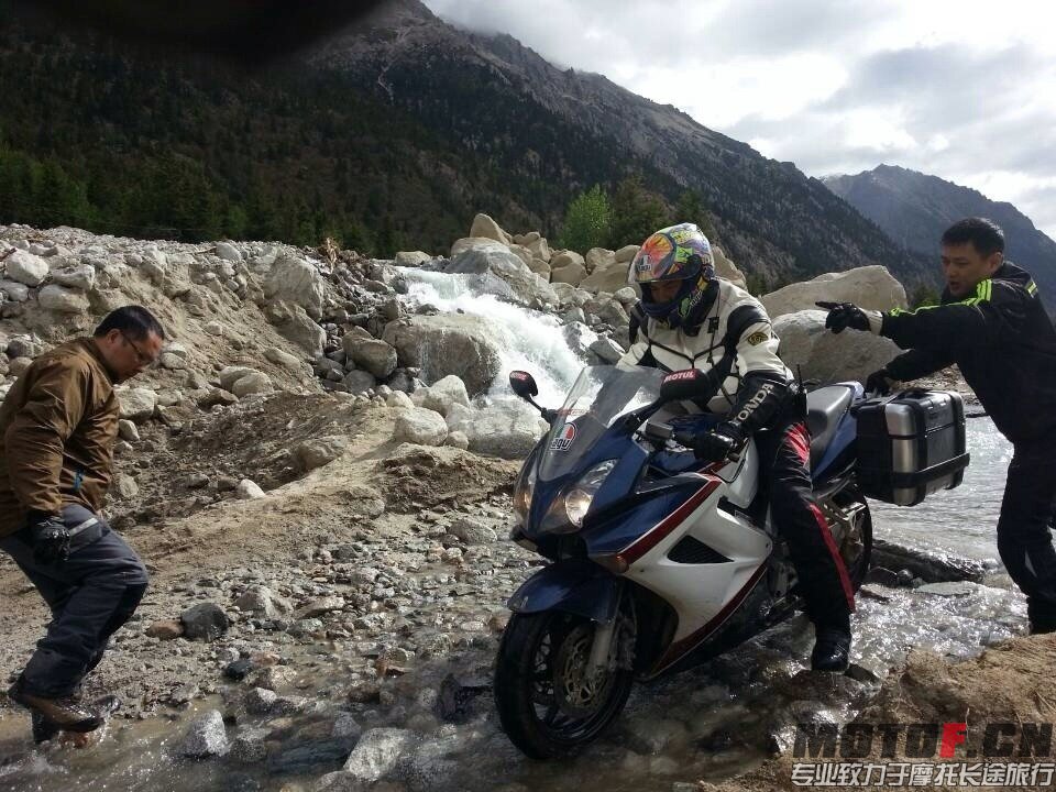 QQ图片20131228235433.jpg