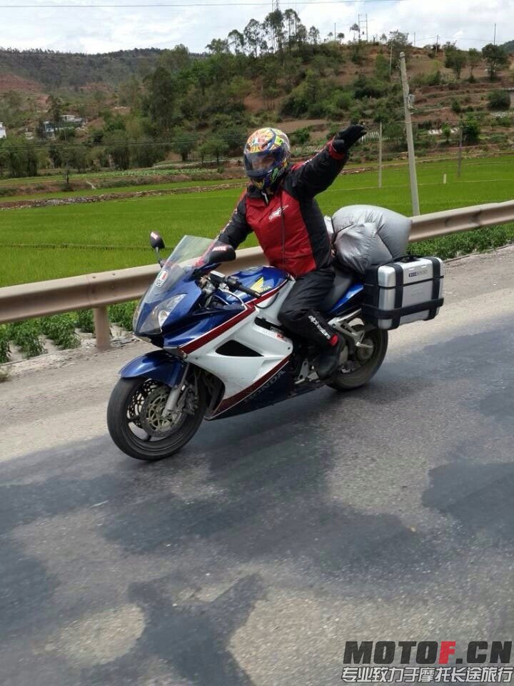 QQ图片20131228235716.jpg