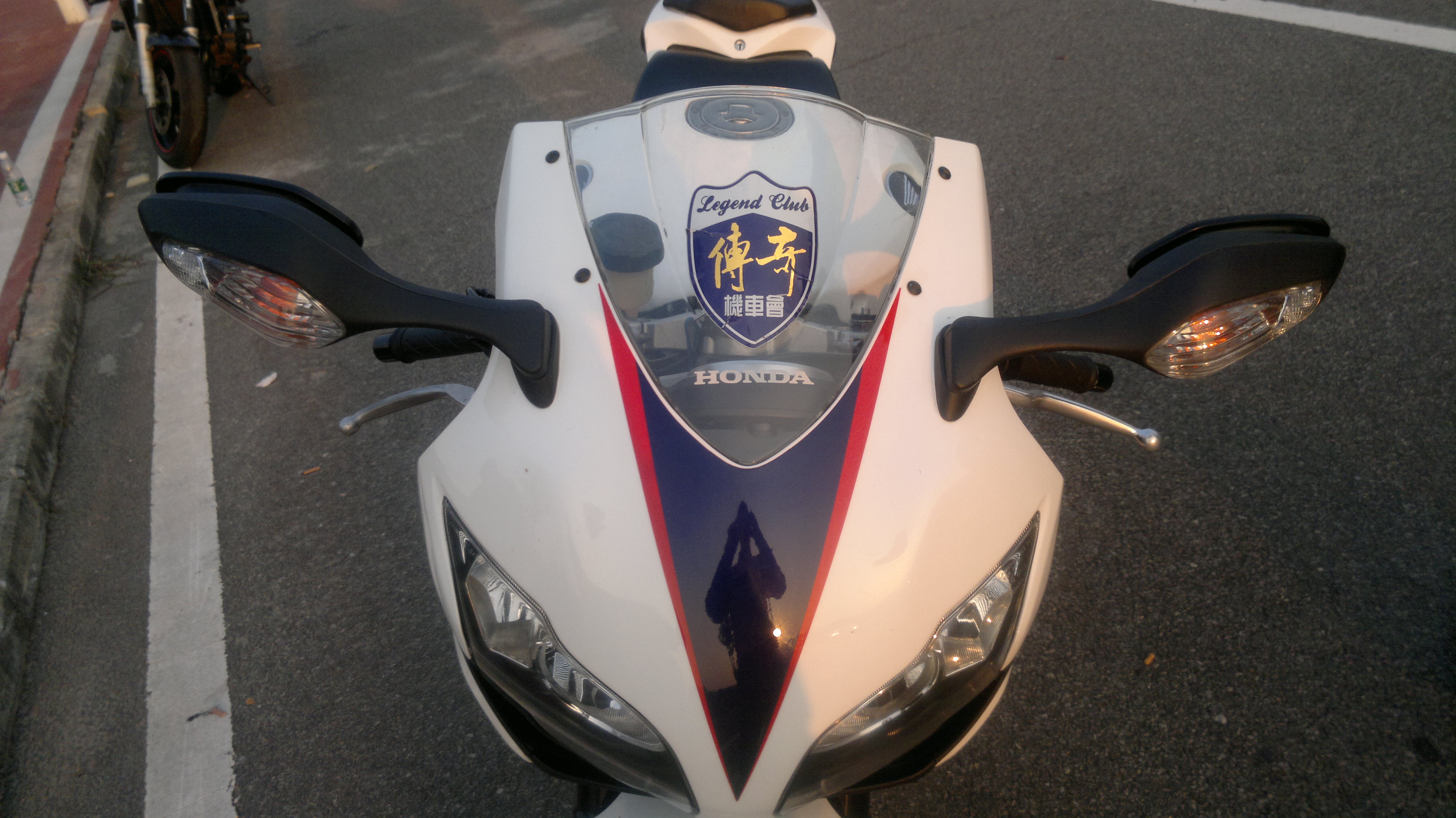 201401011999.jpg