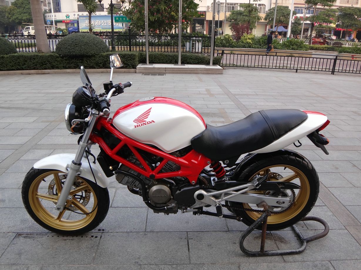 QQ图片20140106014937.jpg