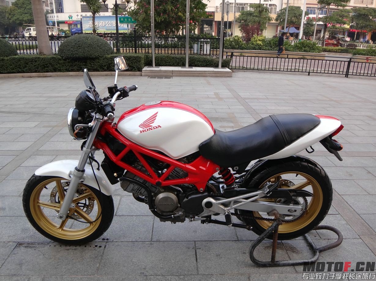 QQ图片20140106014937.jpg