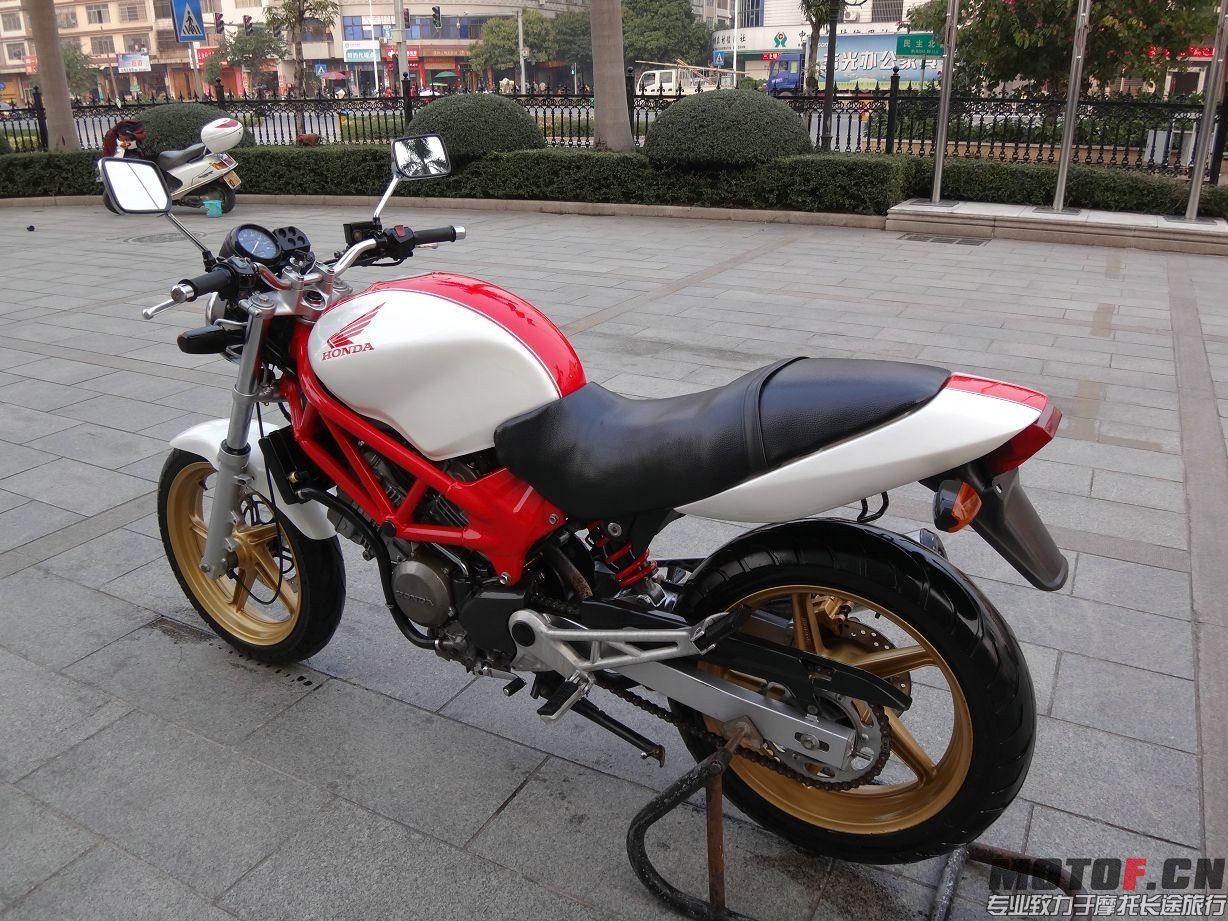 QQ图片20140106014945.jpg