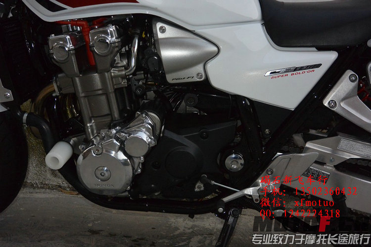 2006年本田CB1300_7f7lb.jpg