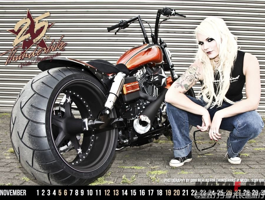 thunderbike-kalender-2011-girls-bikes-sexy-harley-11.jpg
