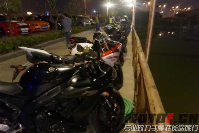 车友们的车车