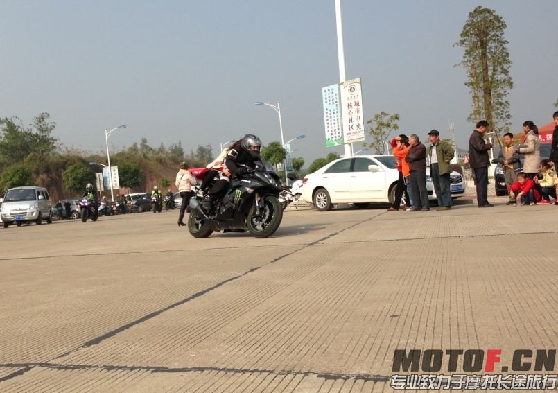 QQ图片20140205112135.jpg