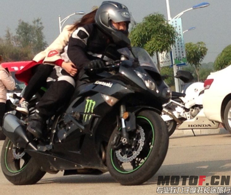 QQ图片20140205112228.jpg