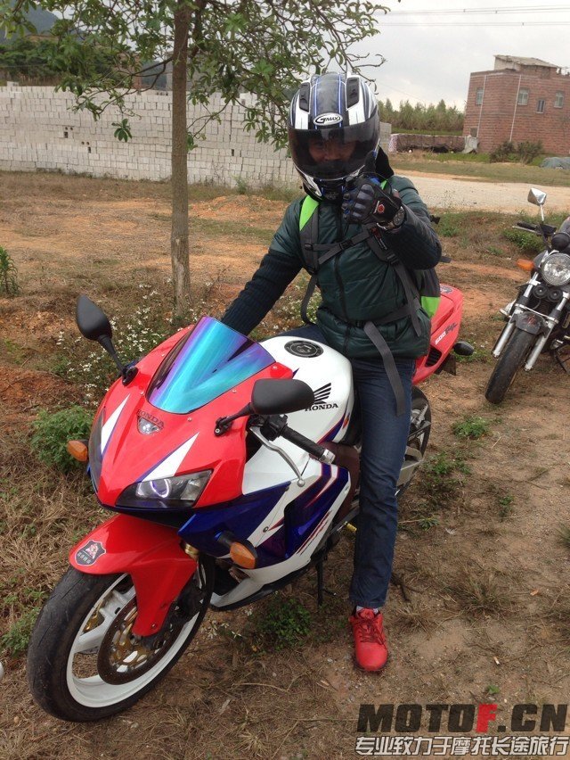 QQ图片20140208095046.jpg