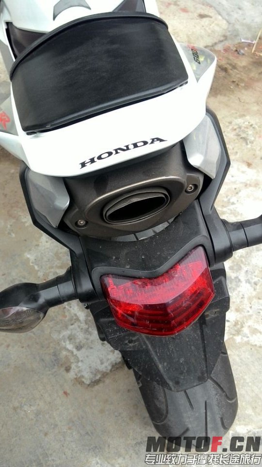 QQ图片20140210231709.jpg