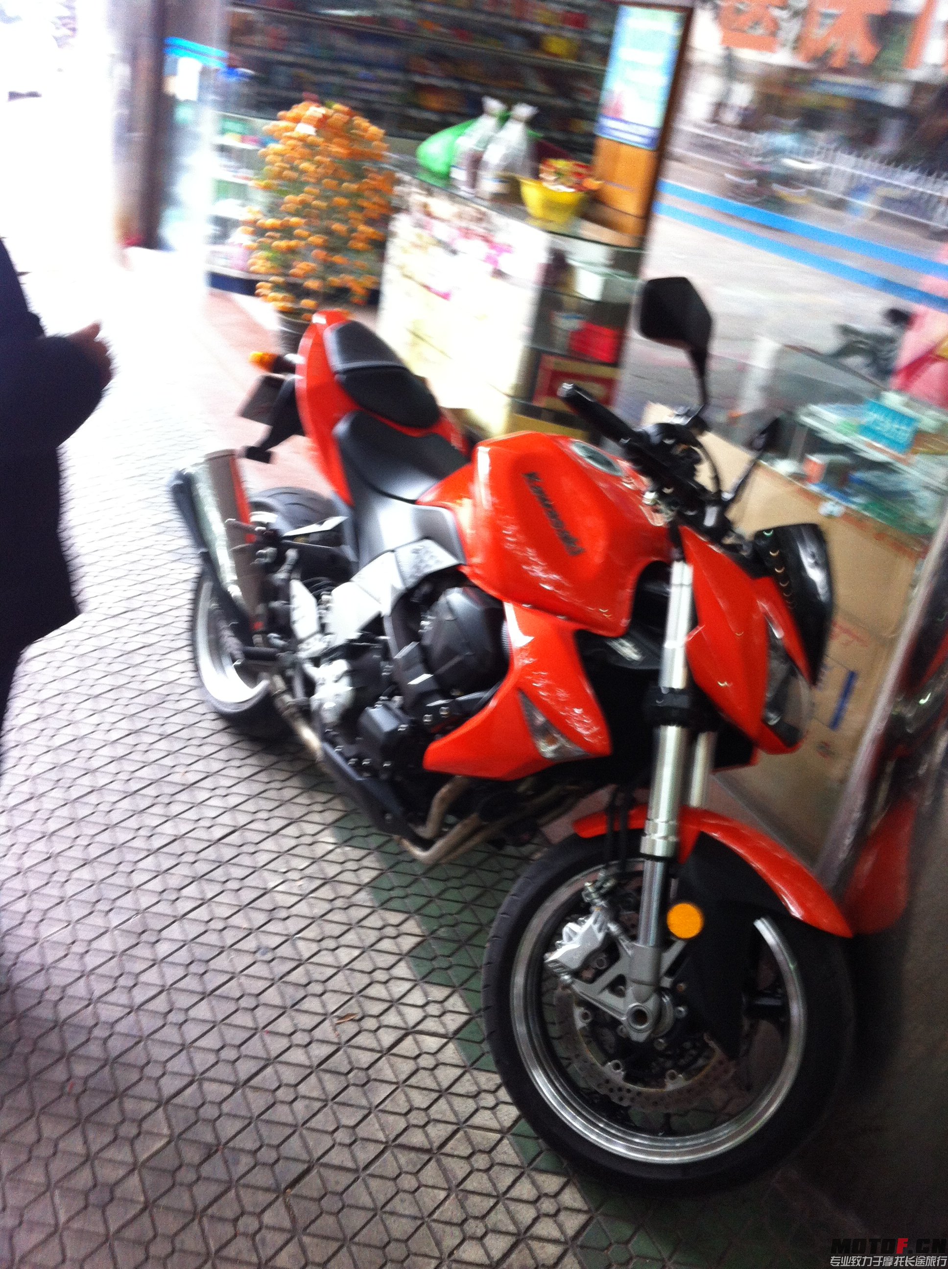 Z1000