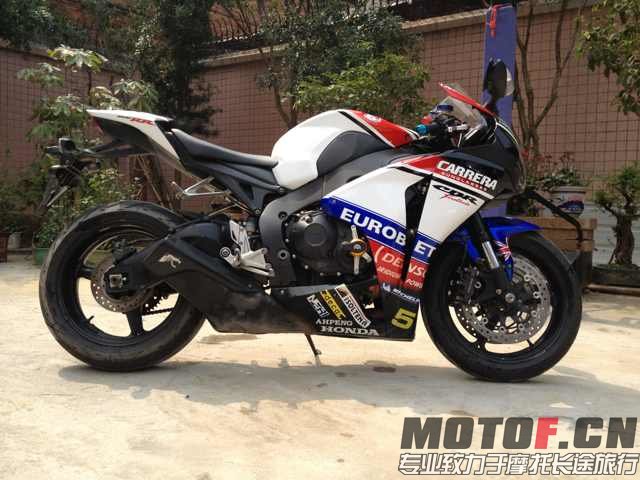 mmexport1393505555658.jpg