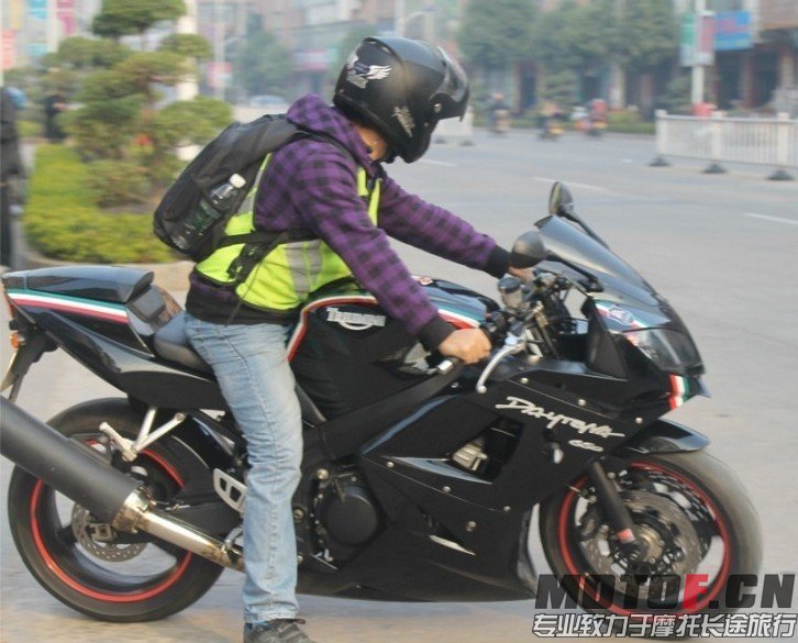 QQ图片20140304234943.jpg