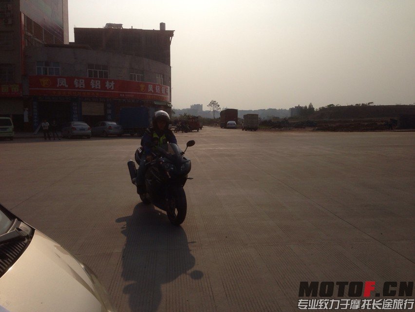 QQ图片20140304235039.jpg