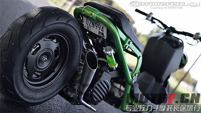 MNNTHBX-Greg-Hatcher-Honda-Ruckus-MCUSA-Feature-10_看图王.jpg