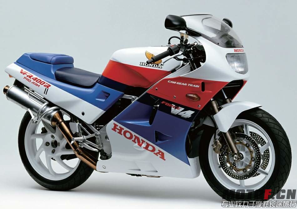 Honda VFR400 87.jpg