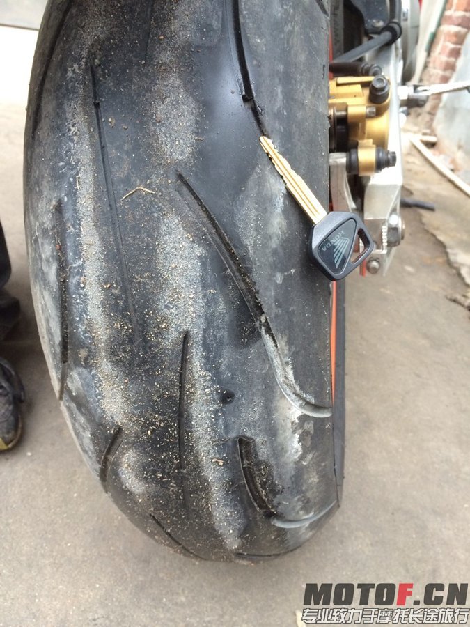 155712dbbakqbzzb9bnsf7_png_thumb.jpg