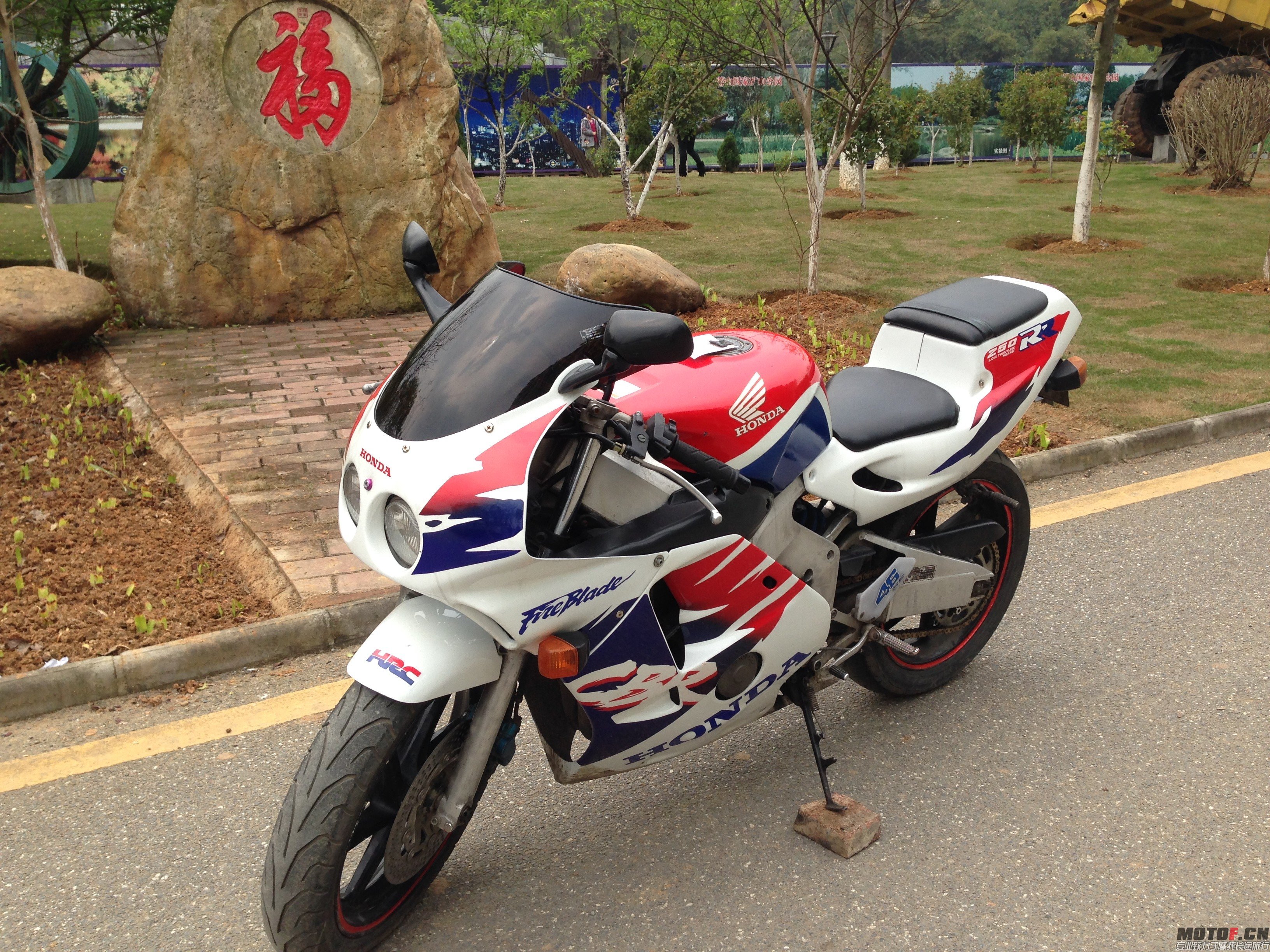QQ图片20140319132922.jpg