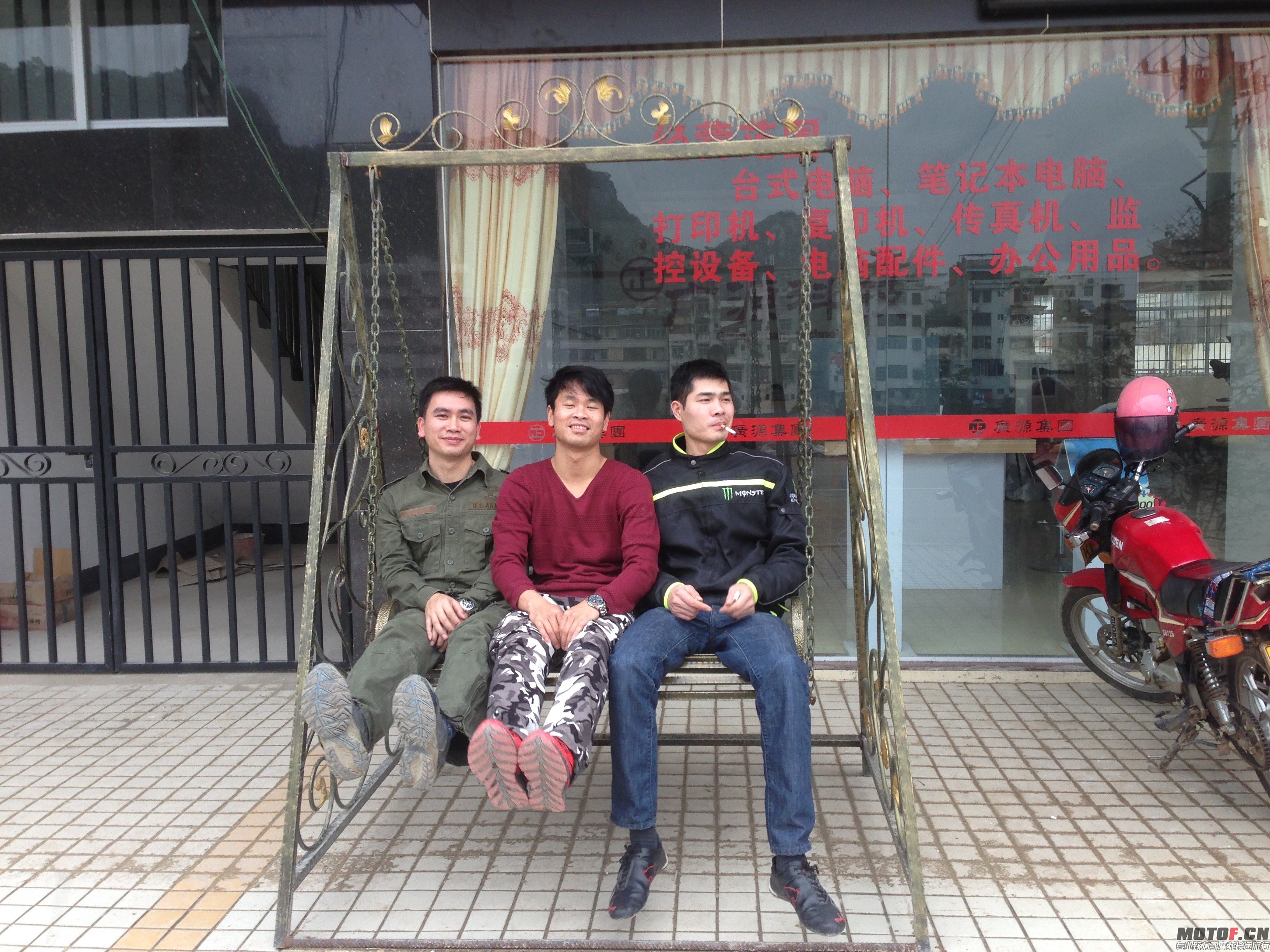 QQ图片20140320095647.jpg