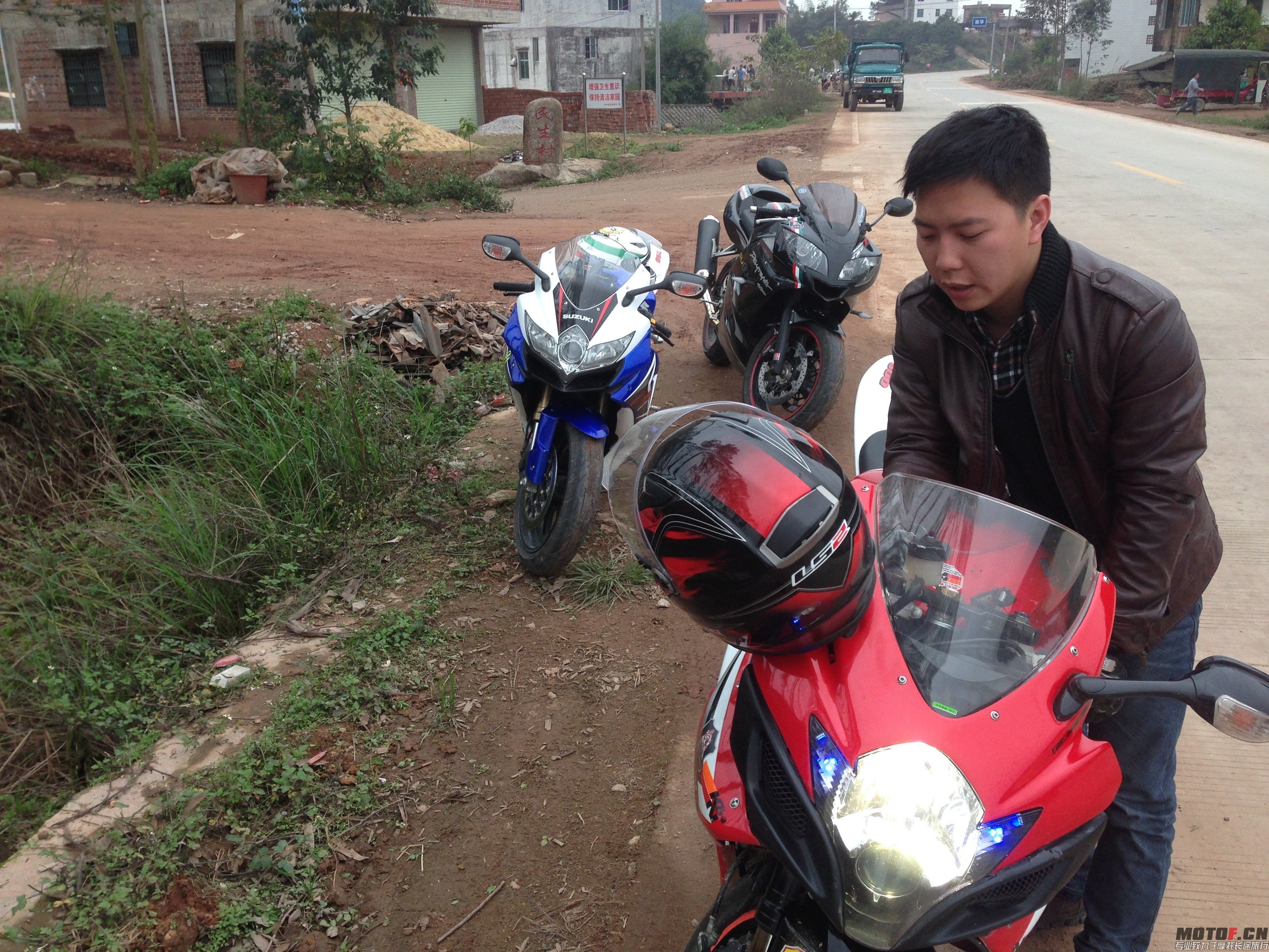QQ图片20140320095713.jpg