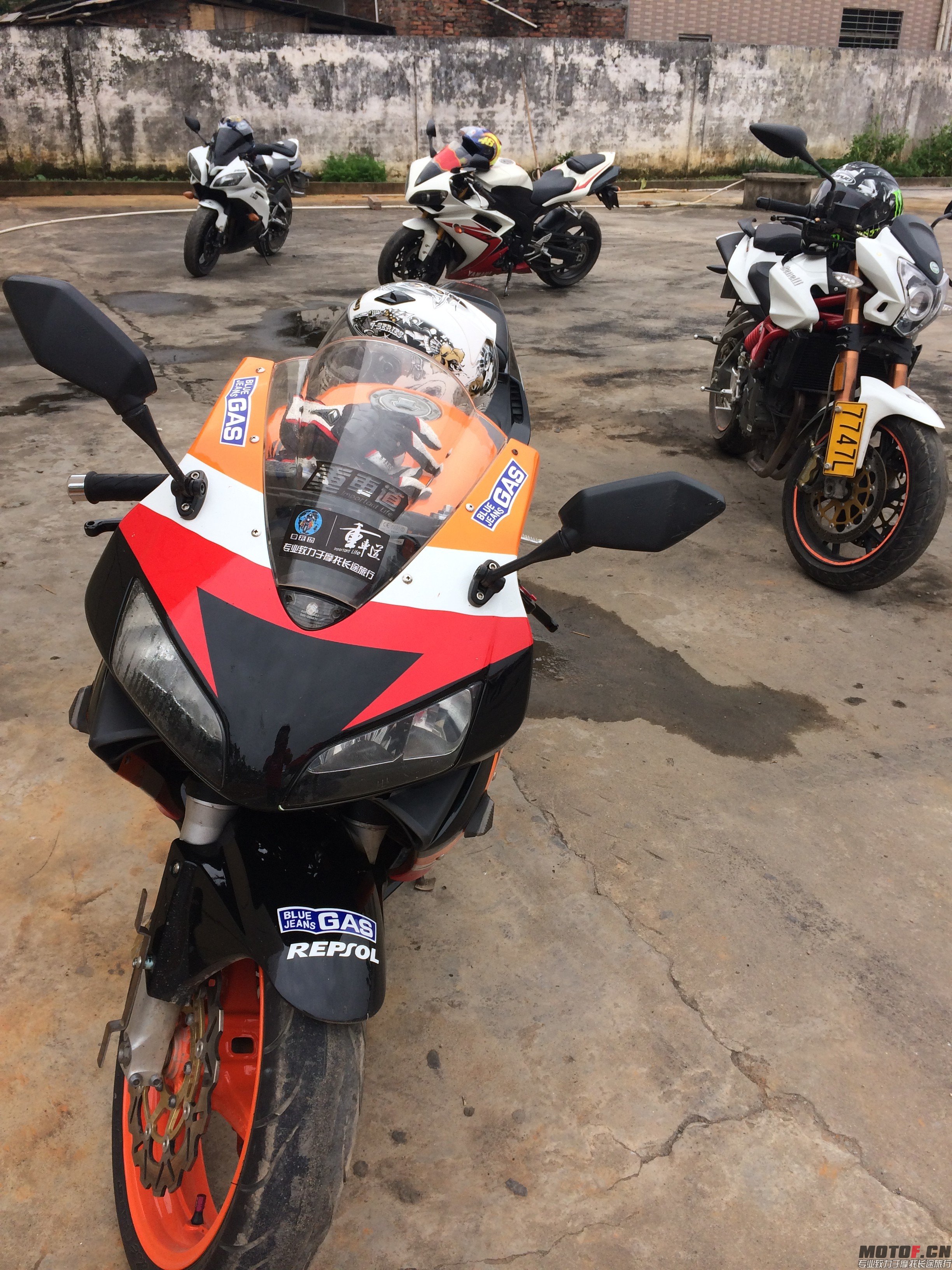 QQ图片20140320094033.jpg