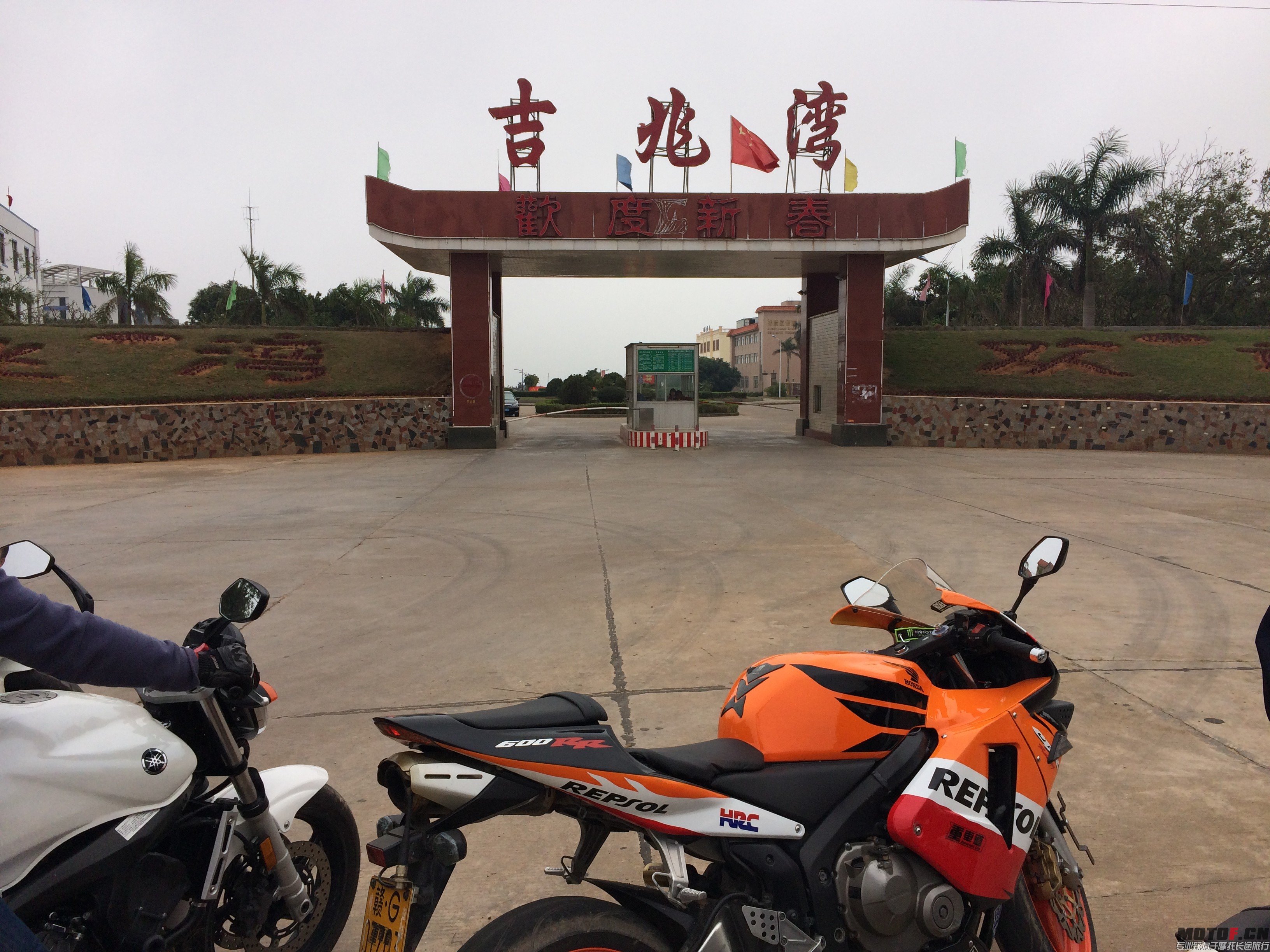 QQ图片20140320094052.jpg