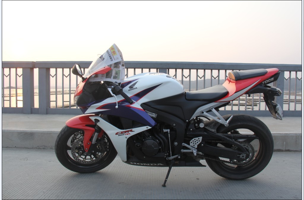 QQ图片20140322222522.jpg