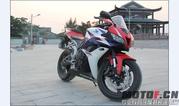 QQ图片20140322224158.jpg