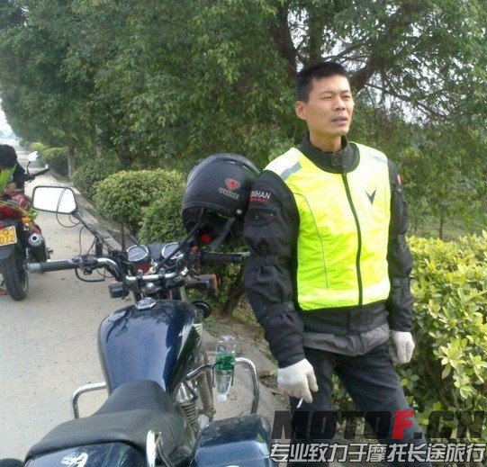 阳春  海盗哥.jpg
