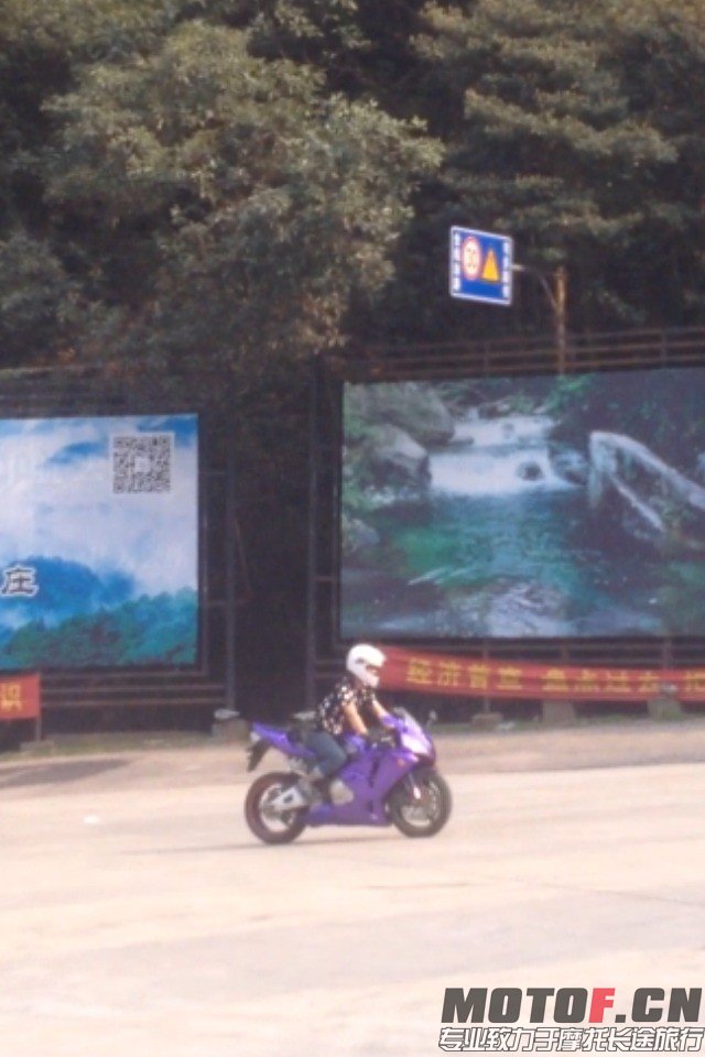QQ图片20140324211405.jpg