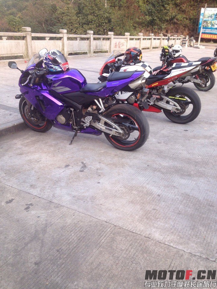 QQ图片20140324211407.jpg